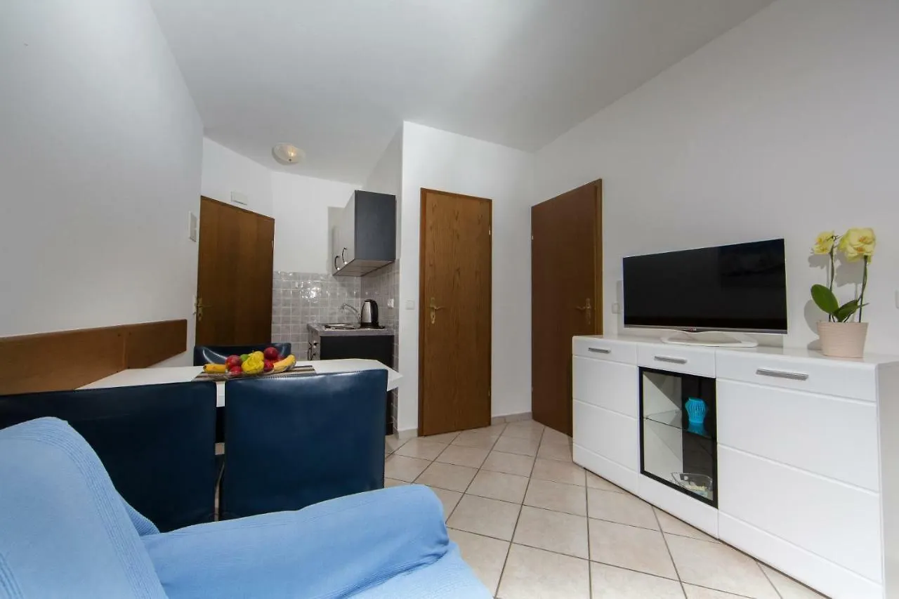 Apartments Sanmichel Pula 0*,  Croatia