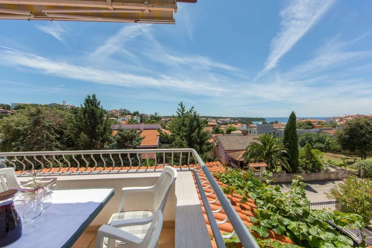 Apartments Sanmichel Pula 0*,