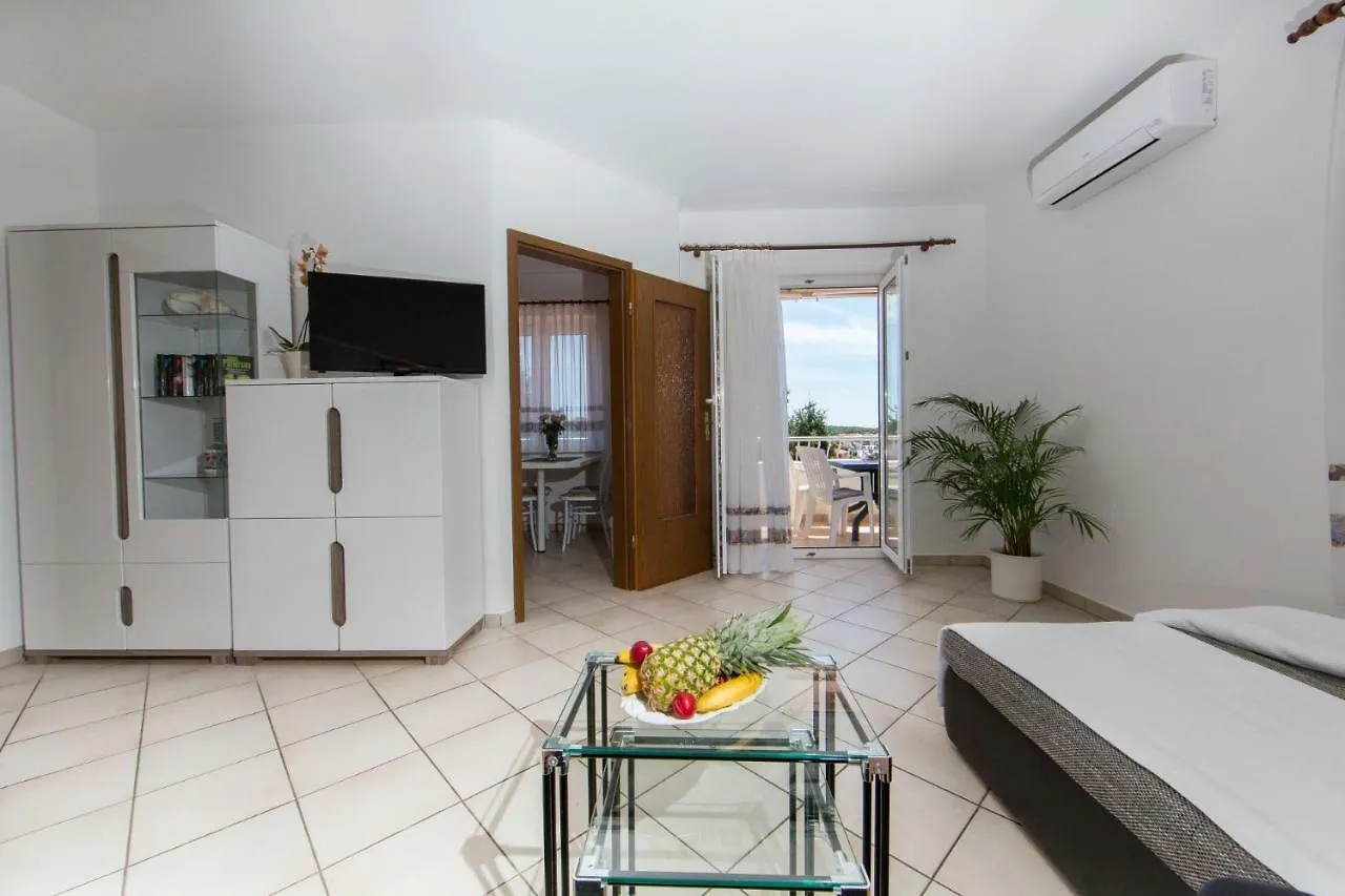 Apartments Sanmichel Pula