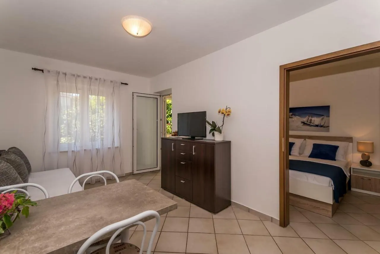 Apartments Sanmichel Pula