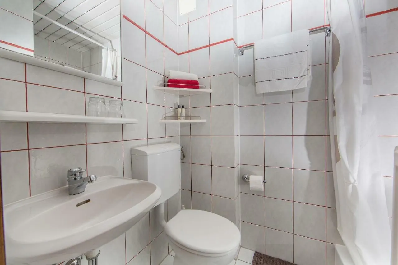 Apartments Sanmichel Pula 0*,