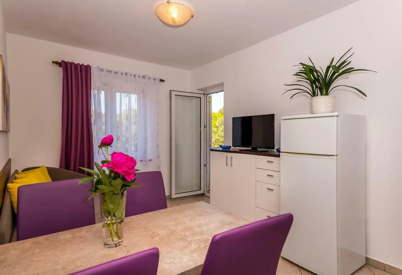 Apartments Sanmichel Pula